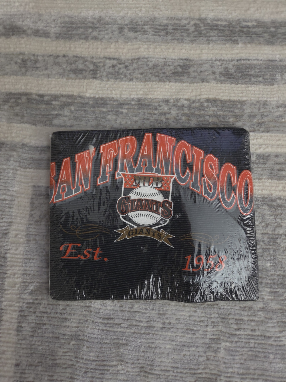 Vintage San Francisco Giants T-shirt  Trench Made in the USA Size Large NWT